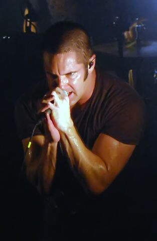 File:Trent-Reznor 2009.jpg