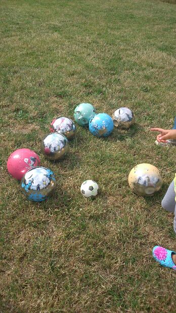 G Boules Close