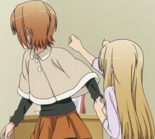 File:Tadaima10chiakiPunchingMako2.jpg