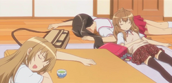 Minami-ke S1 E05 20m 44s Stitch