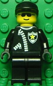 Police Zipper with Star black cap
