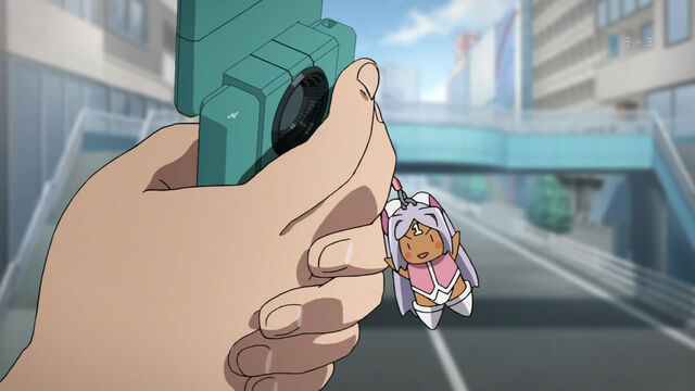 Datei:Yukiteru-Nikki-mit-Anhänger.jpg