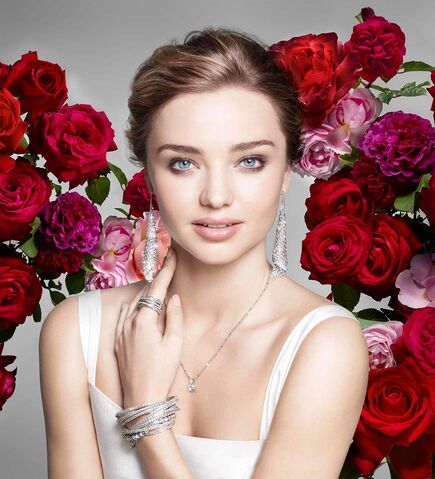 File:Swarovski-Miranda-Kerr-1.jpg