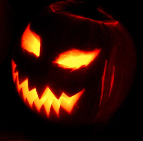 Archivo:Jack-o'-Lantern 2003-10-31.jpg