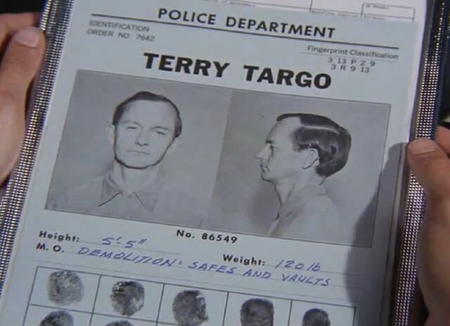 File:Terry Targo, dossier.jpg
