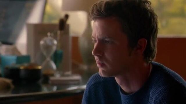 File:1x01-16.jpg