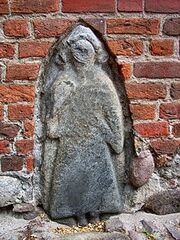 220px-Bildstein Marienkirche Bergen.jpg