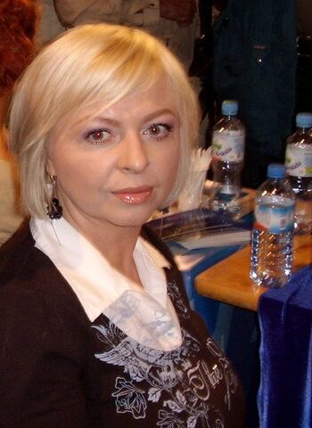 Plik:Arlak Violetta.jpg