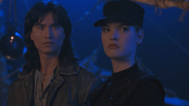 File:Lt. Sonya Blade & Liu Kang.jpg