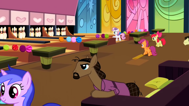 File:Bowling Ponies 2 S2E6.png