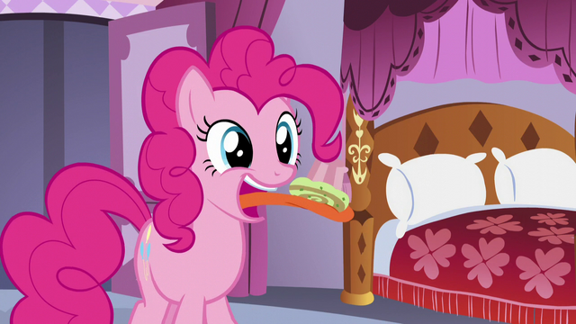 File:Pinkie eating another cupcake S5E14.png