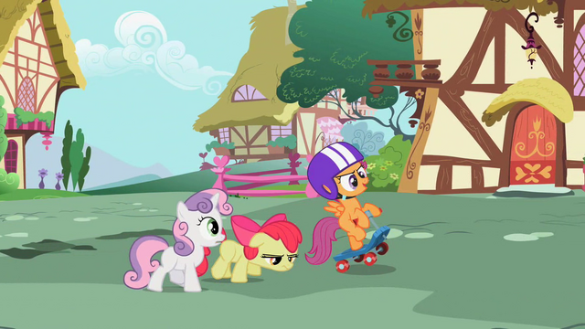 File:Scootaloo Scooter 2 S2E6.png