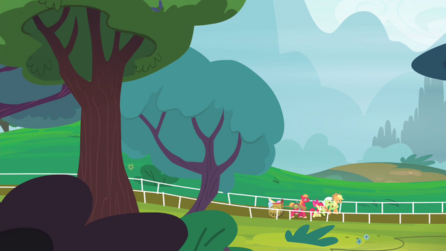 File:The Apples walking S4E20.png