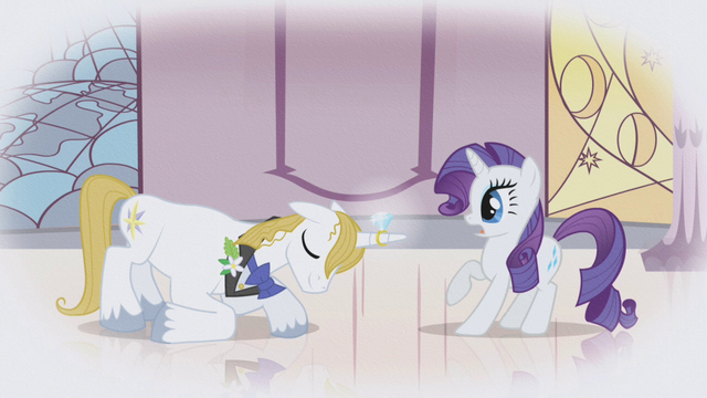 File:Blueblood proposing to Rarity S1E03.png