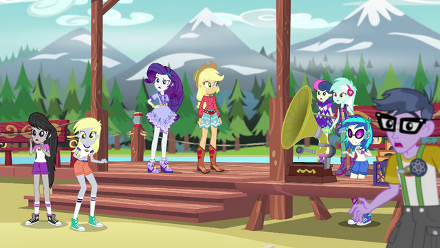 File:Campers looking surprised EG4.png