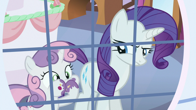 File:Sweetie Belle stuffing her face with cake S6E15.png