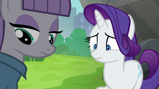 File:Maud Pie looking at her rock pouch S6E3.png