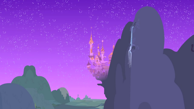 File:Canterlot from afar S1E26.png