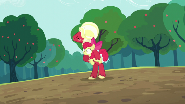 File:Orchard Blossom showboating S5E17.png