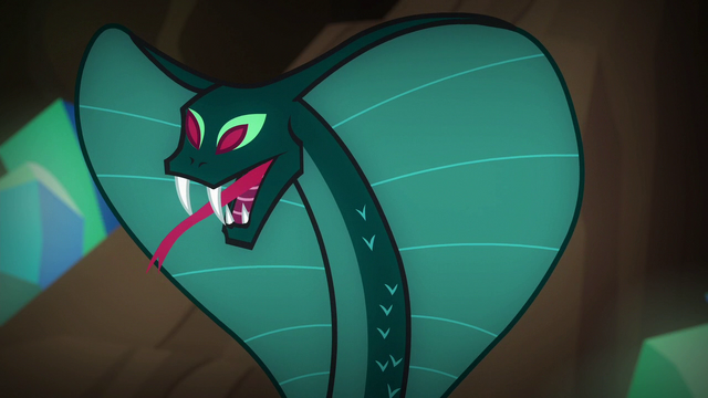 File:Snake attacking S6E13.png