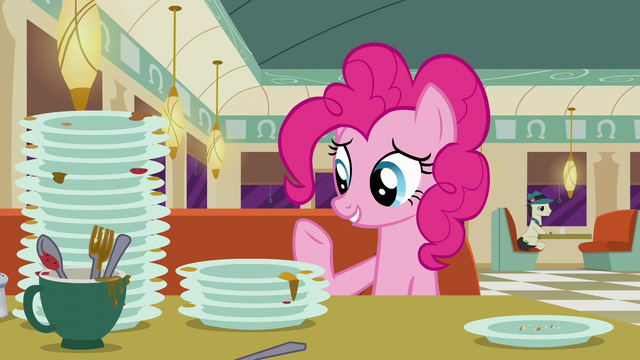 File:Pinkie Pie "Rarity designs fashion" S6E9.png