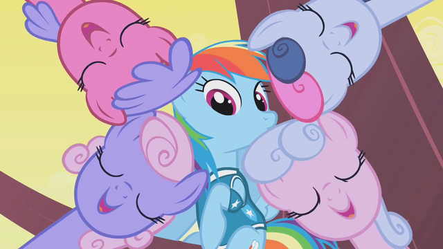 File:Rainbow Dash in the center of her team S1E11.png