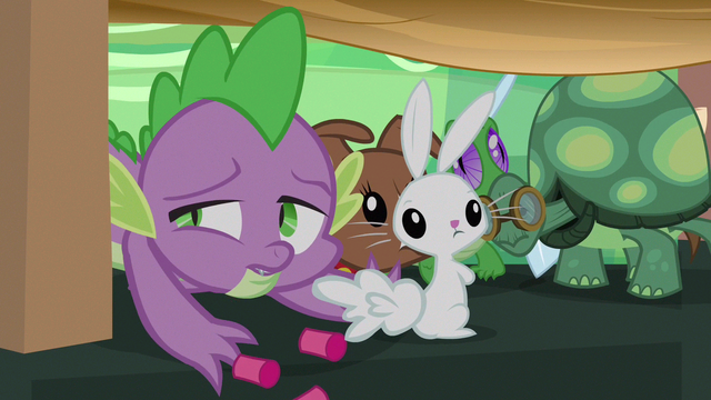 File:Spike removes curlers S3E11.png