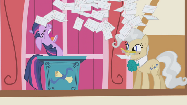 File:Twilight gives up S1E04.png