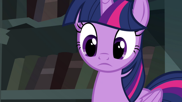 File:Twilight notices the friendship journal S4E25.png