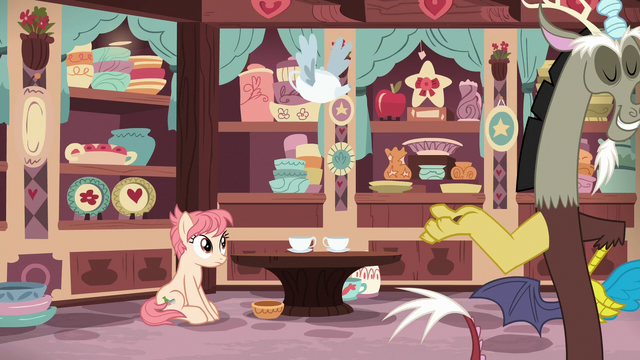 File:Discord leaving Raspberry Vinaigrette's shop S7E12.png