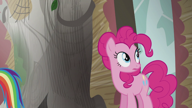 File:Pinkie Pie hears Gilda S5E8.png