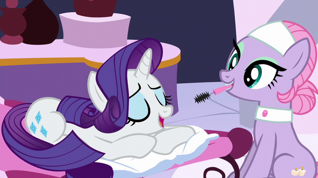 File:Rarity having a relaxing spa treatment S6E10.png