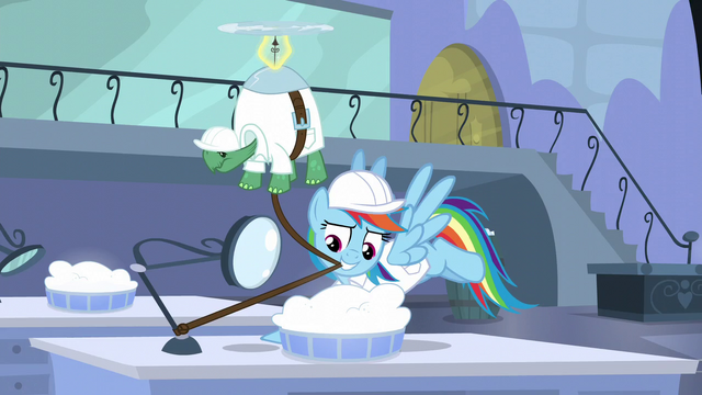 File:Rainbow tying Tank's leash on a magnifying glass S5E5.png