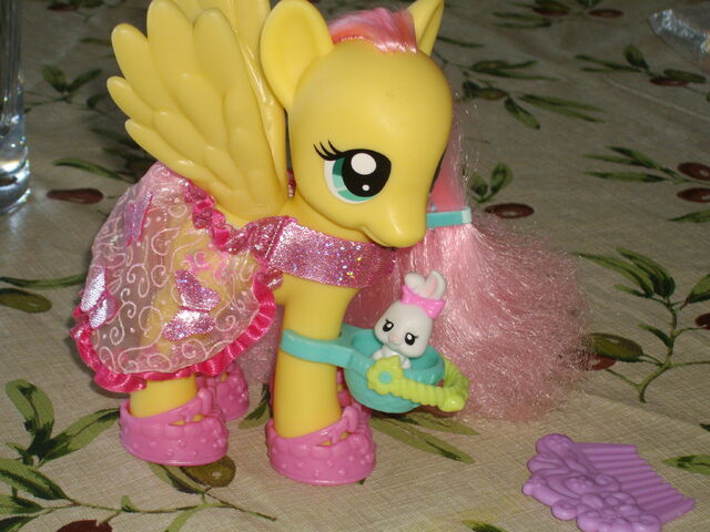 File:Fashion Style Fluttershy Toy 2.jpg
