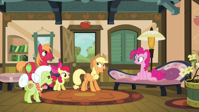 File:Pinkie Pie talking with Apple family S4E09.png