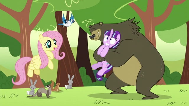File:Bear hugs Starlight S5E26.png