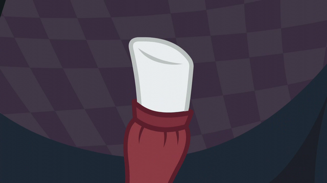 File:Rarity's raised hoof S5E15.png