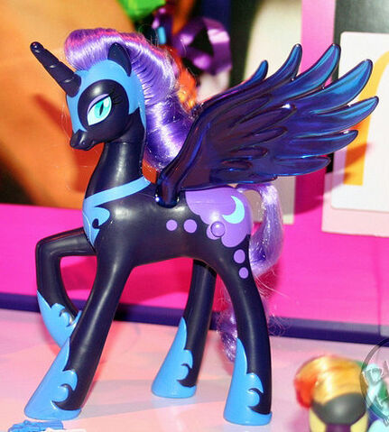 File:NightmareMoonTalking idlehands.jpg