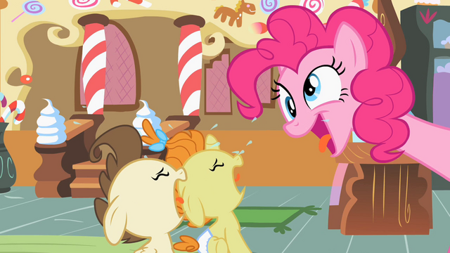 File:Derpy Pinkie S02E13.png