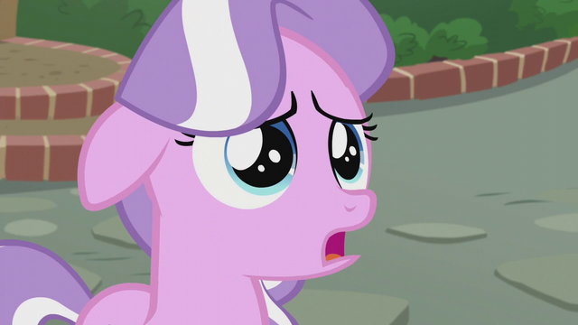 File:Diamond sings "I thought that diamonds were hard" S5E18.png