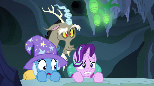 File:Trixie "now what?" S6E26.png