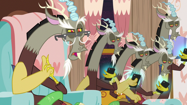 File:Discord's duplicates don't like his third outfit S7E12.png