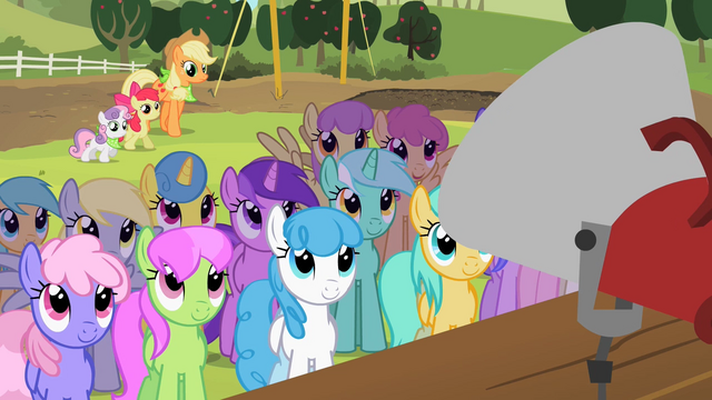 File:Ponies listening to Granny Smith S02E05.png