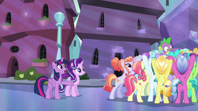 File:Twilight Sparkle "why was everypony hiding?" S6E16.png