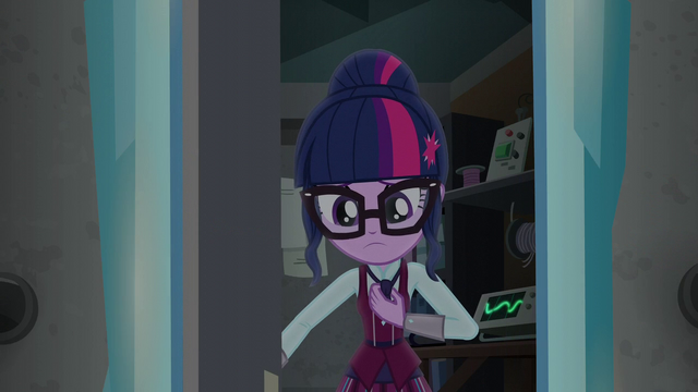 File:Sci-Twi adjusting her tie EG3.png