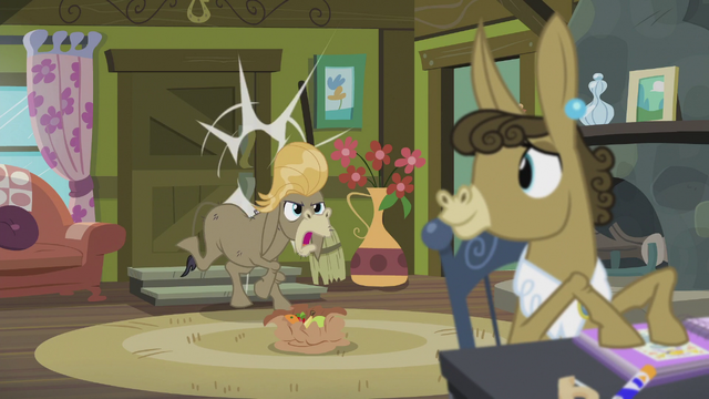 File:Cranky closes the door S5E9.png