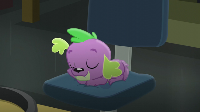 File:Puppy Spike's ear perks up EG3.png
