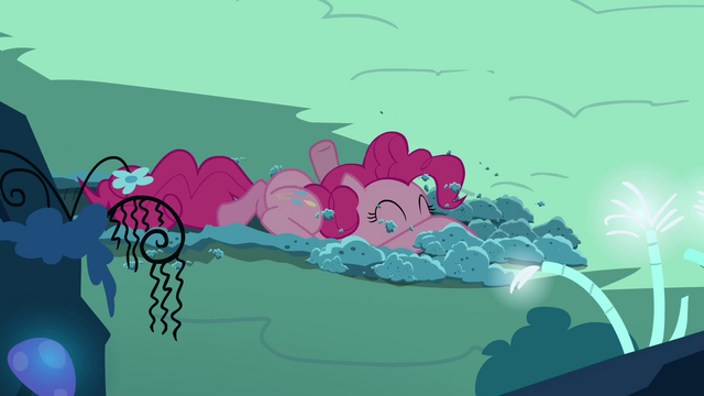 File:Pinkie Pie clone on the ground S3E03.png