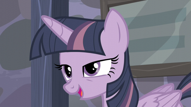 File:Twilight "There's one of us" S5E02.png