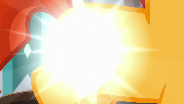 File:Sunburst's flank shines bright S5E26.png